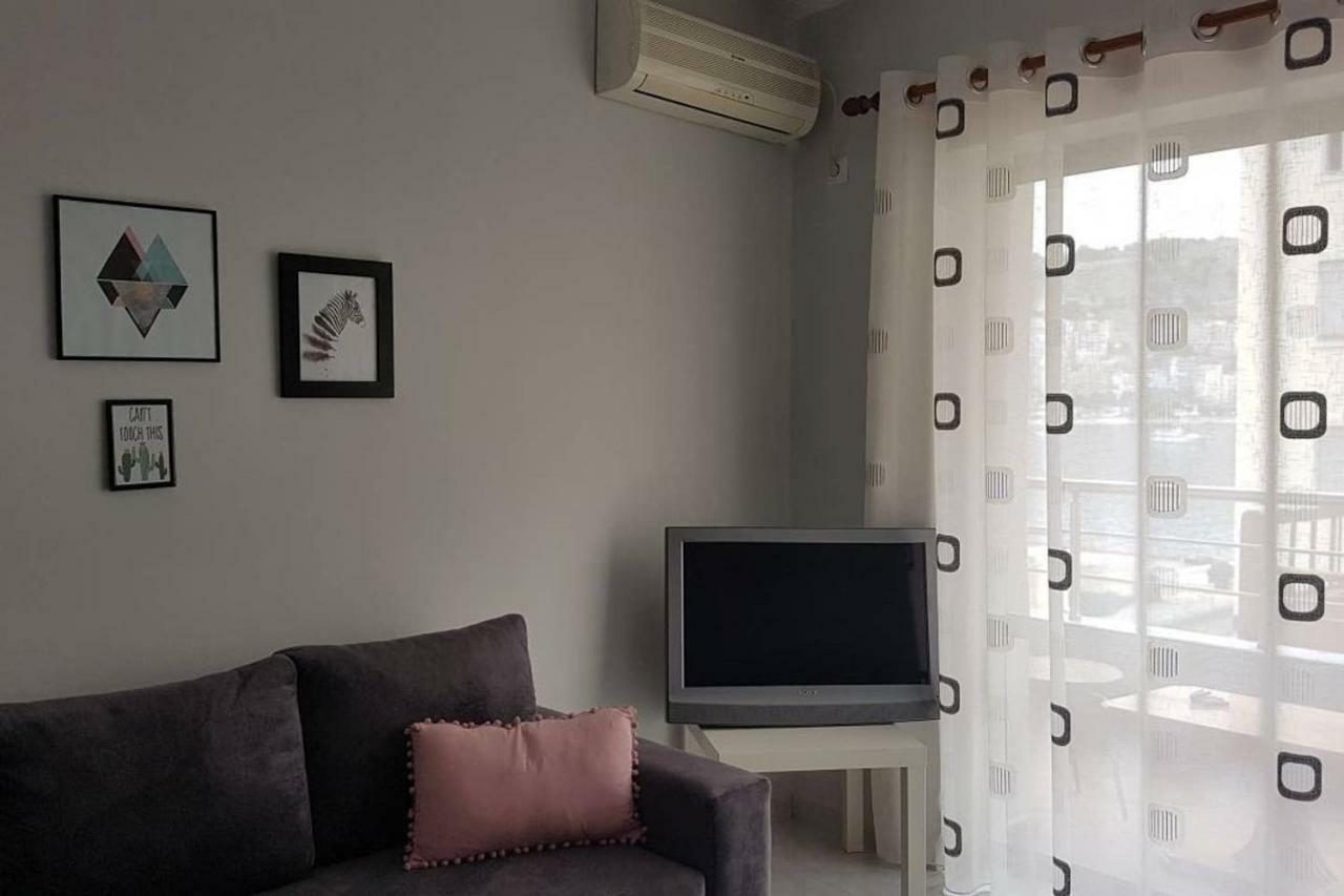 Stylish Seaview House Appartement Sarandë Buitenkant foto
